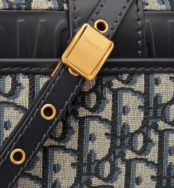 30 Montaigne East-West Bag with Chain