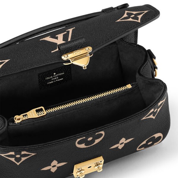 Pochette Métis East West