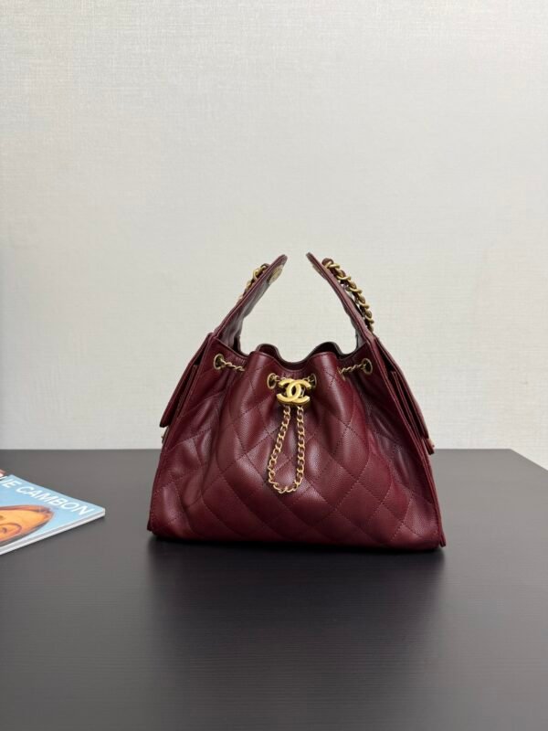 25 Advanced Handicraftshop Series   CHANEL 25 small handbag